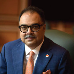 Dr. Tariq Mehmood